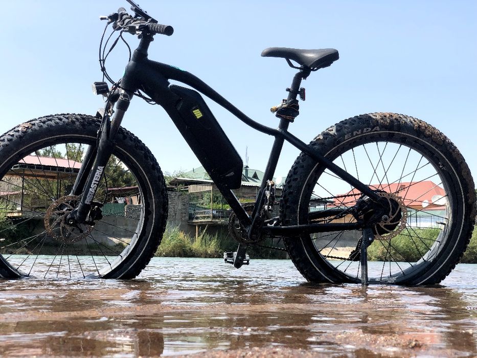 Elektricheskiy velosiped sotiladi