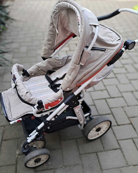 Carut pentru copil, 2 in 1, fabricatie germana Hartan Racer