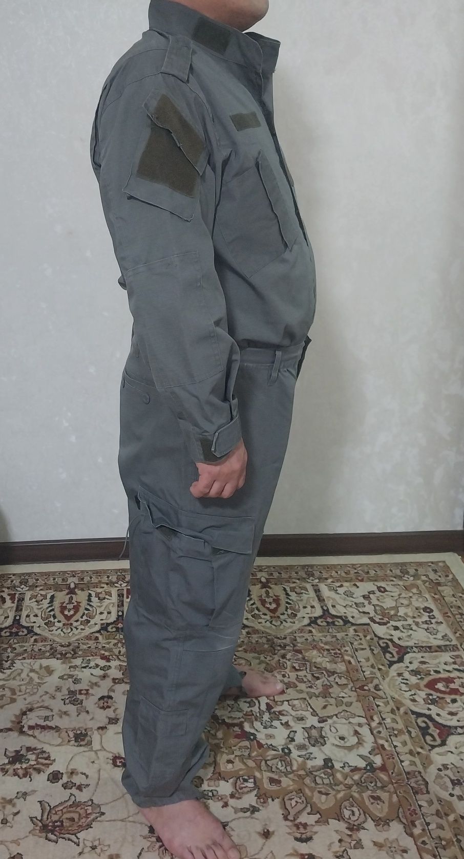 Продам спец форму охранника