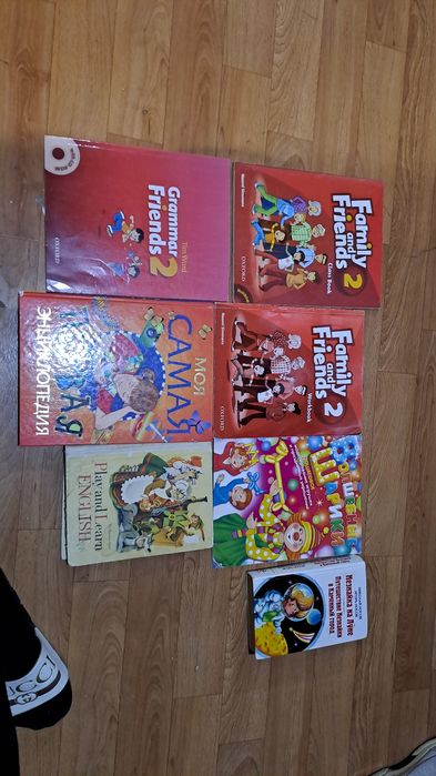 Отдам книги для детей младших классов. Учебники по английскому для дет