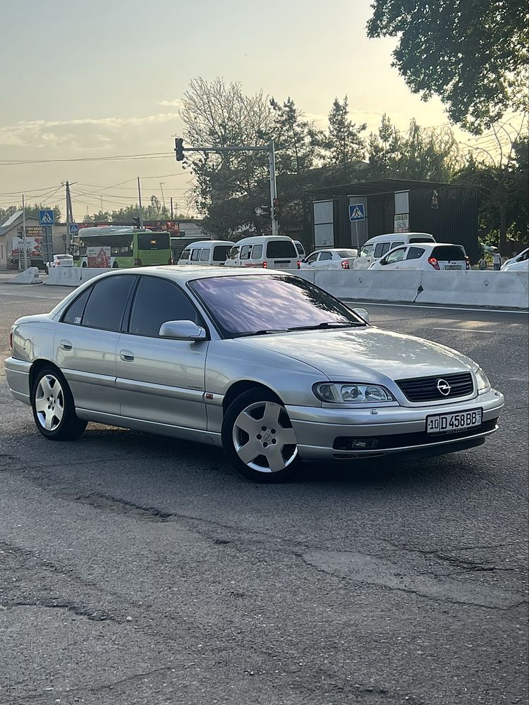 Opel Omega B 3.0 V6