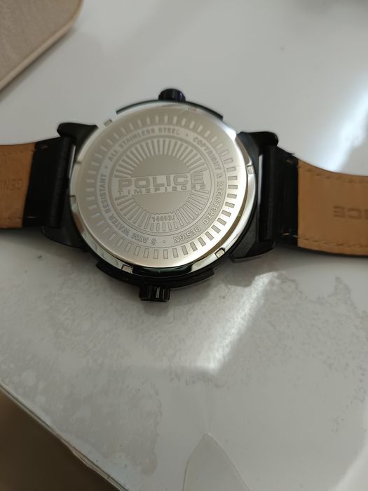 Ceasuri POLICE două culori maro și roșu