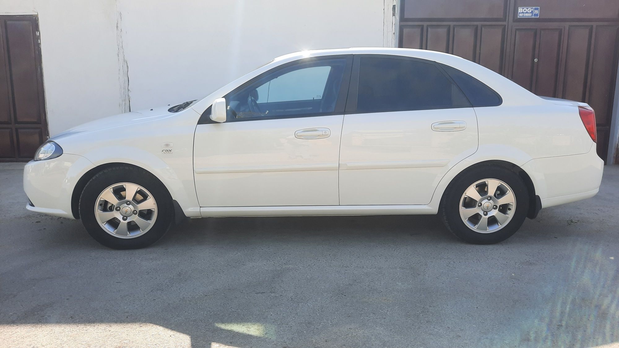 Jentra Elegant Plus 2022