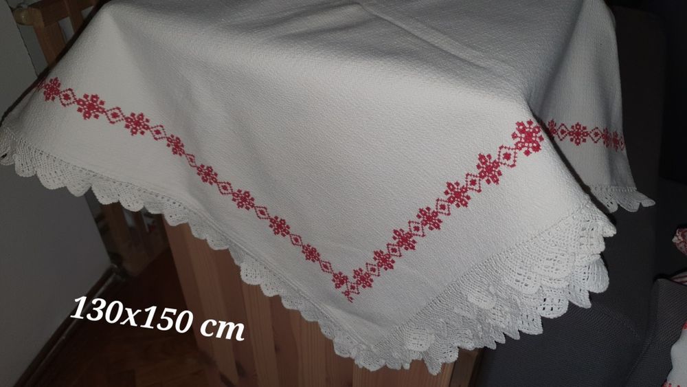 Fata de masa traditionala din Transilvania, model sasesc