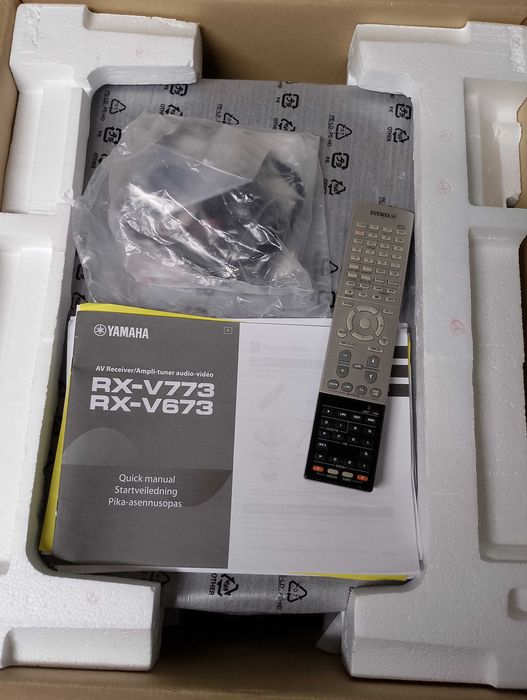 Ресивър Yamaha rx v673