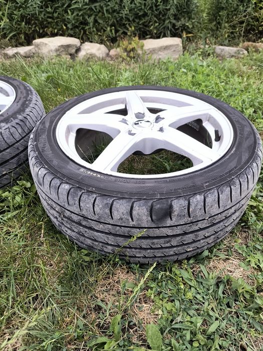 Vând sau schimb jante R17
