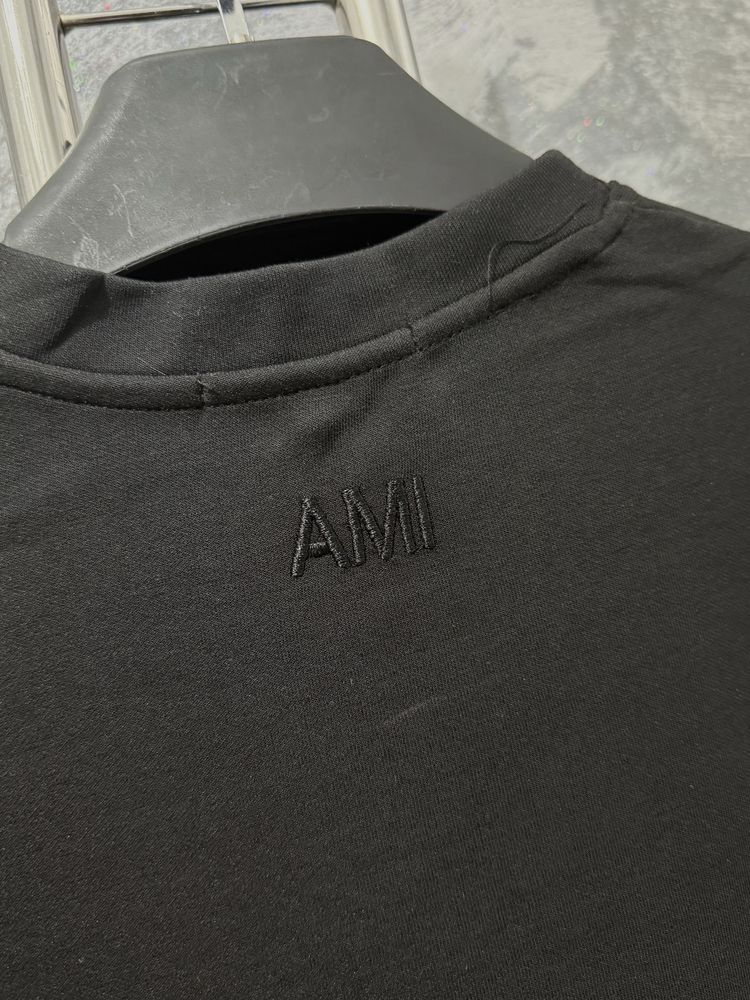‼️Compleu AMI PARIS, Calitate premium‼️