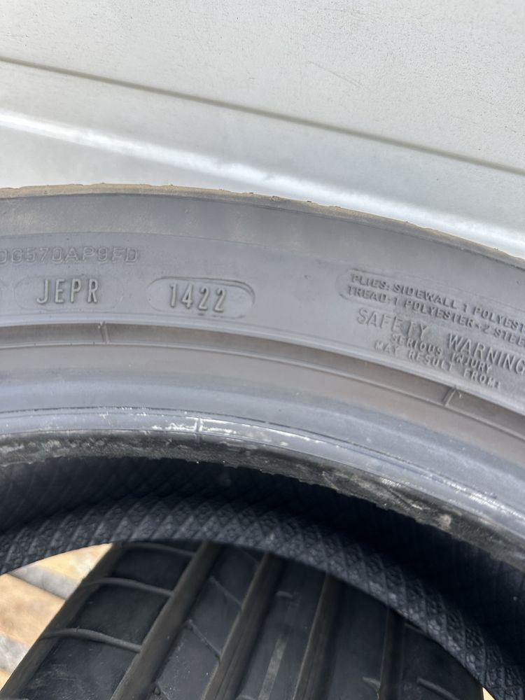 Гуми 225/45/17 Dunlop dot22