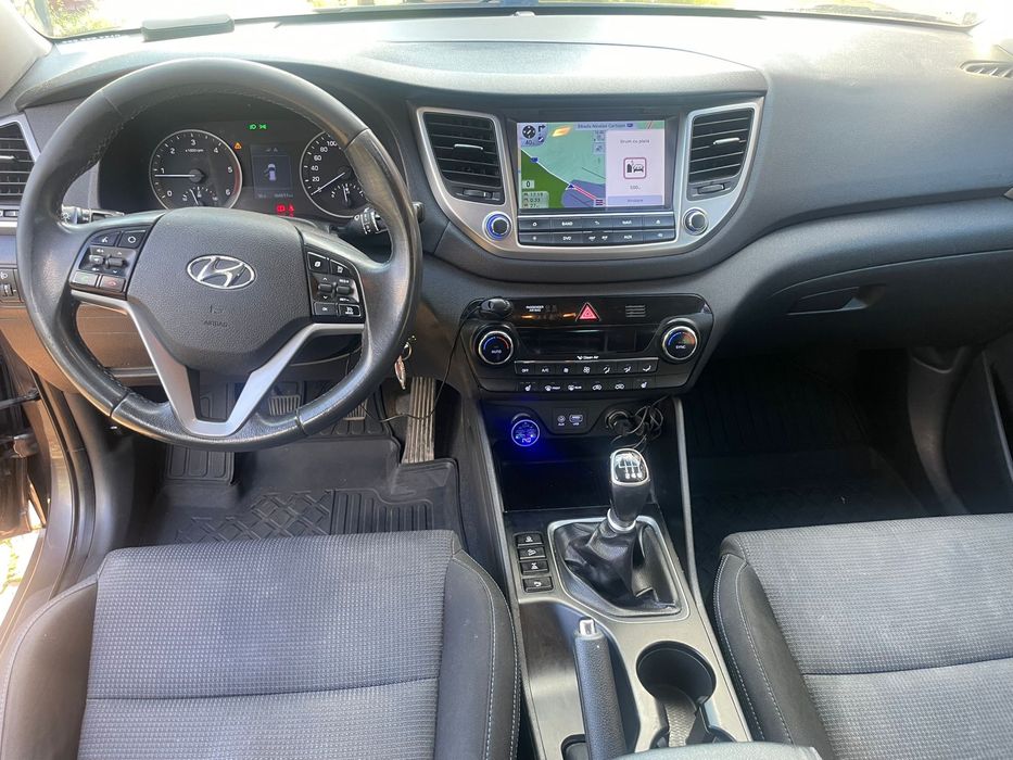 Hyundai Tucson 4x4 AWD model 2.0 CRDI Diesel Manuala 2017