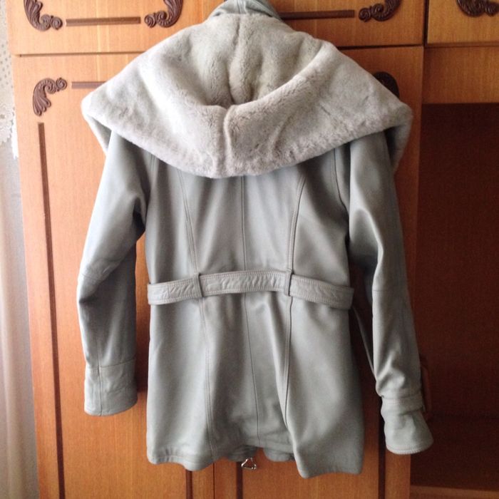 Дамско кожено яке