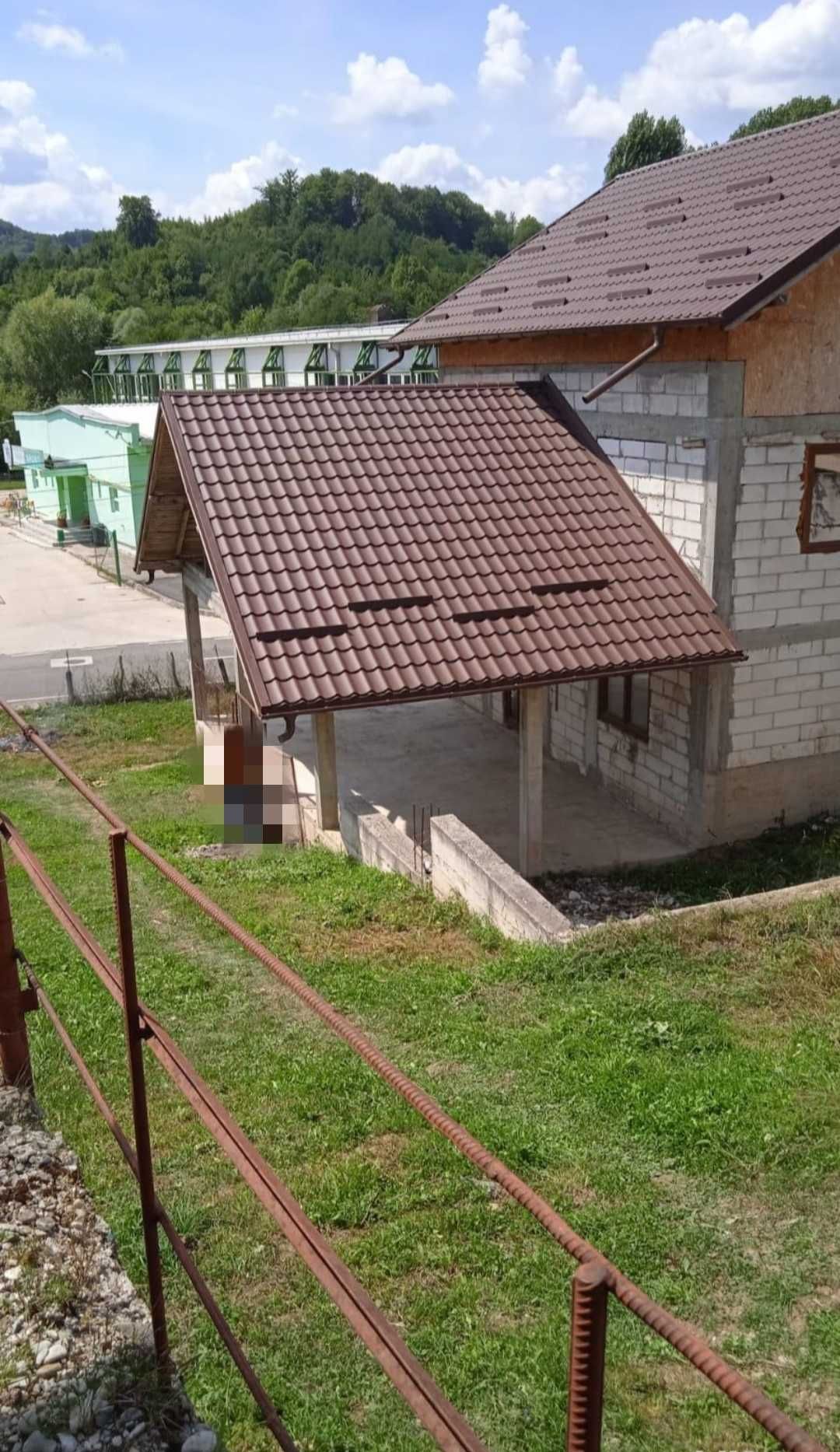 Casa cu teren de vânzare