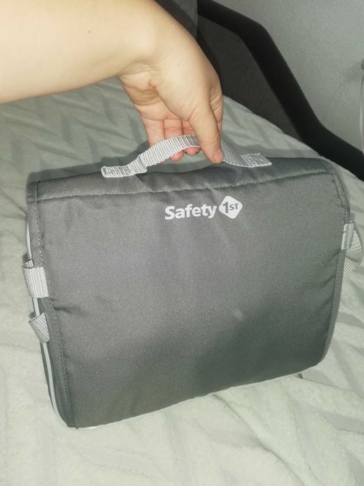 Стол за хранене. 6+