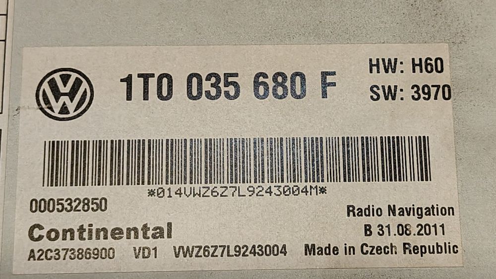 Продавам RNS510 оригинална навигация за VW в перфектно състояние