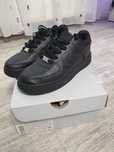 Vând adidași nike air force 1 black