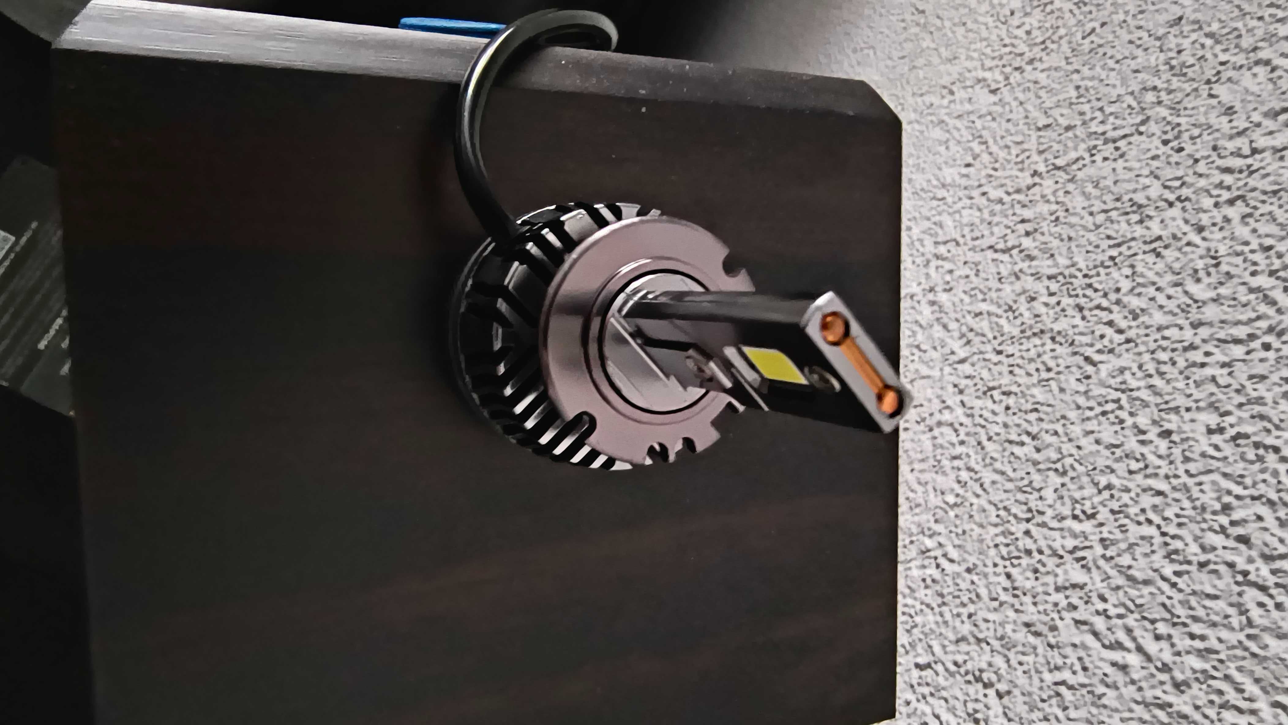 Led крушки BRILUMI D4S цокъл