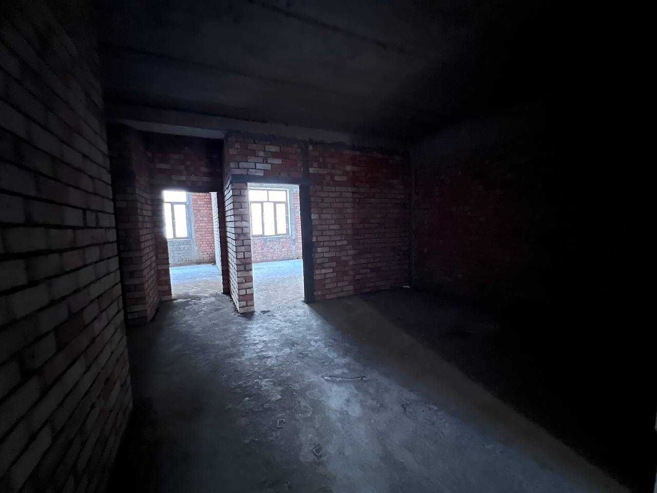 Срочно продаю 3/1/8 улица Паркент . дом 239. Площадь 101м2"