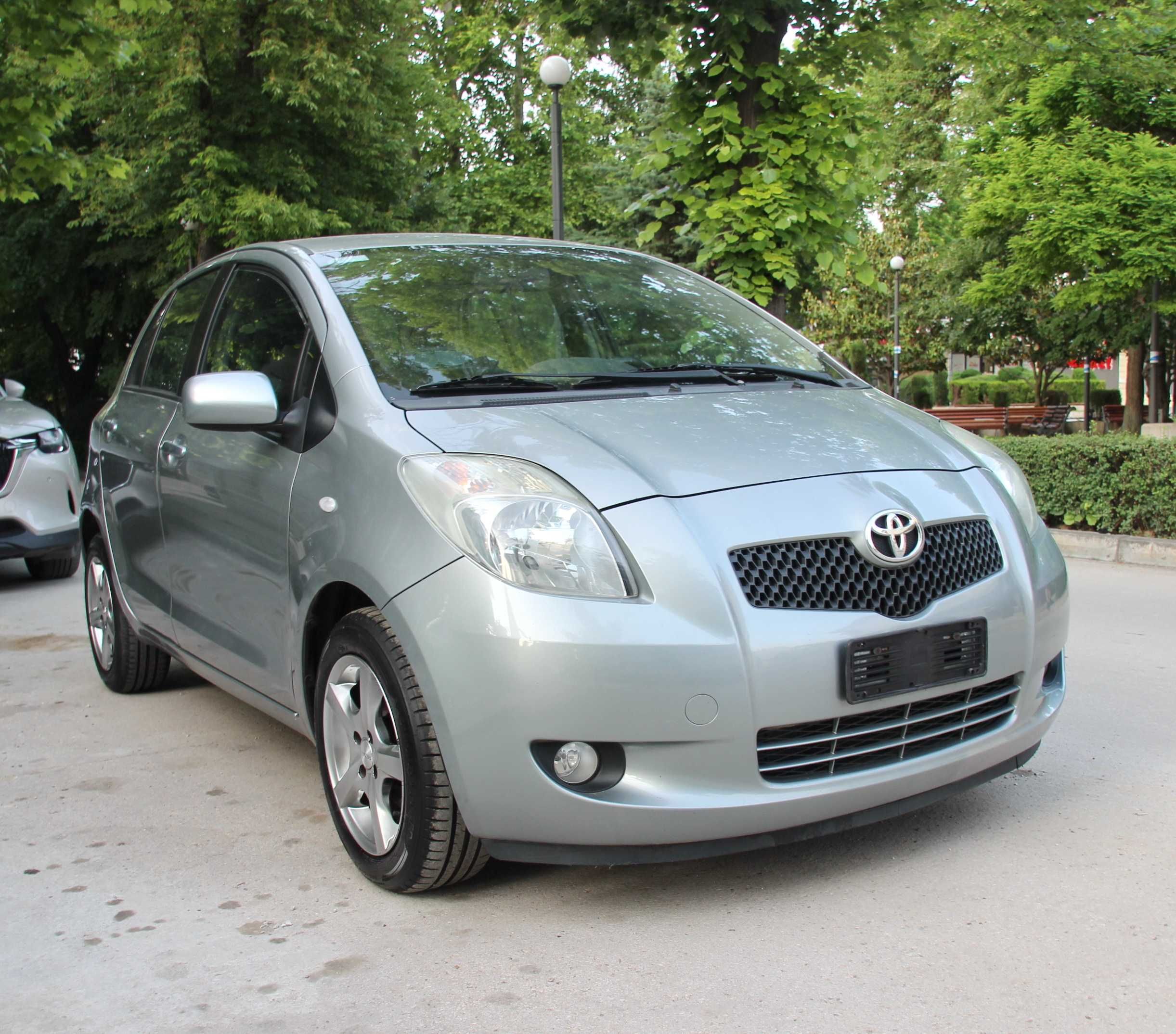 Toyota Yaris 1.3VVTi нов внос