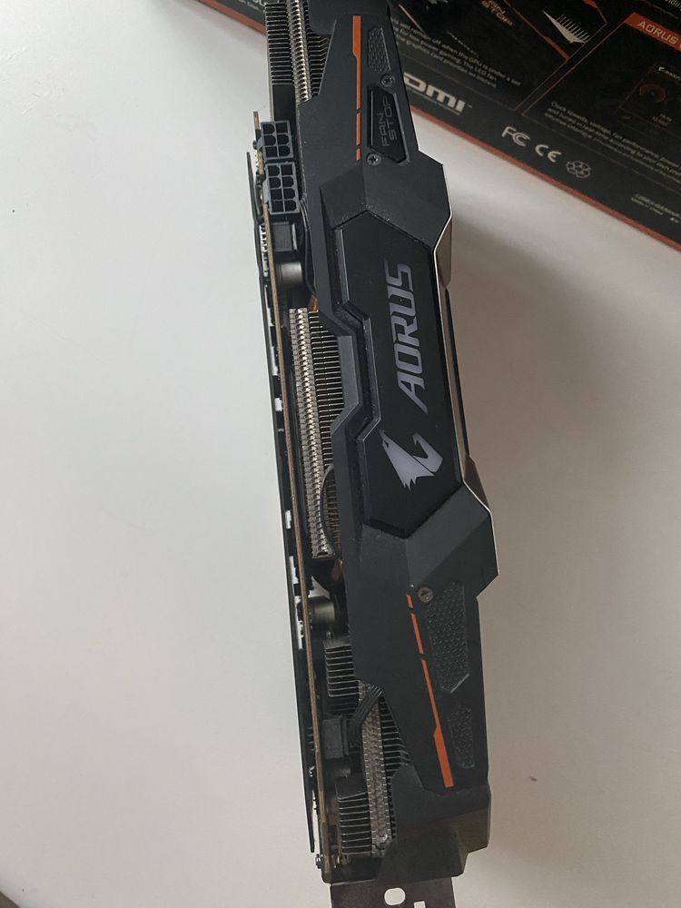 Видео карта Gigabyte AORUS XTR RX580 8GB