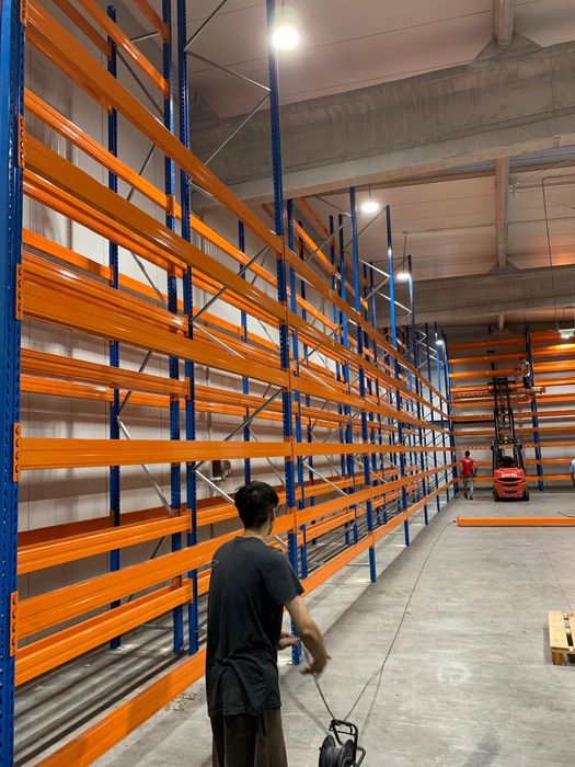 Rafturi metalice depozitare paleti