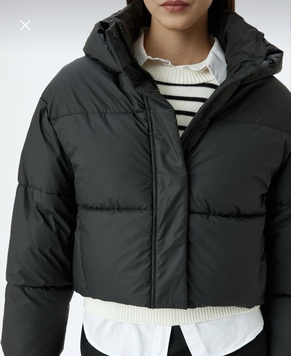 Koton дамско зимно черно късо яке с качулка