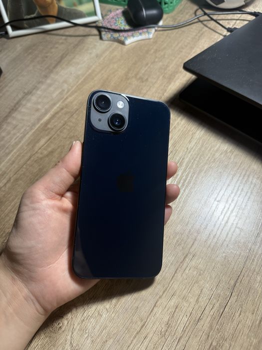 Продам б/у iphone 14, 128 ГБ.