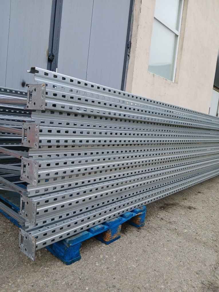 Rafturi metalice de vânzare