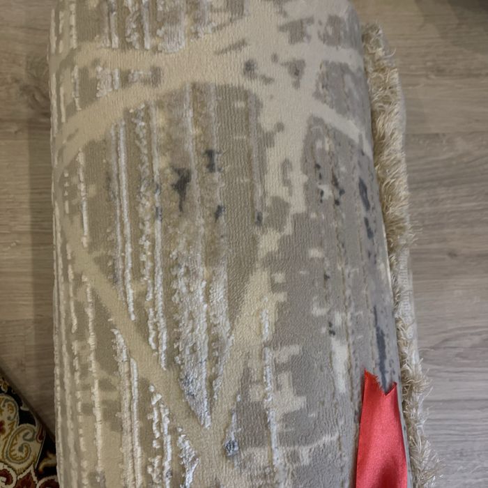 Ковёр кiлем новый