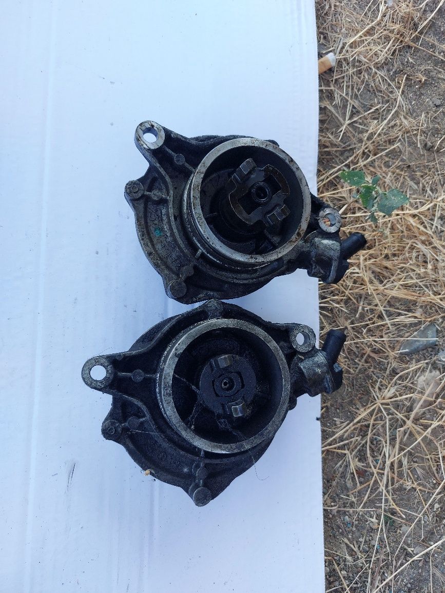Вакум помпа Bmw e60 e61 530d 231кс m57 м57