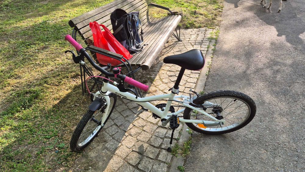 Bicicleta Btwin copii + trotineta copii cadou
