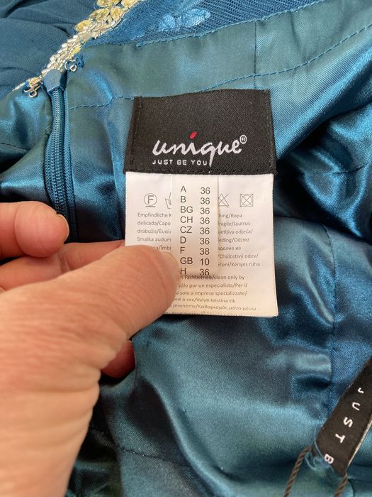 Rochie masura 36 noua potrivita pentru evenimente deisebite