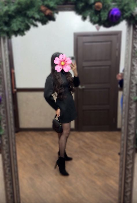 Продам вечернее платье футляр