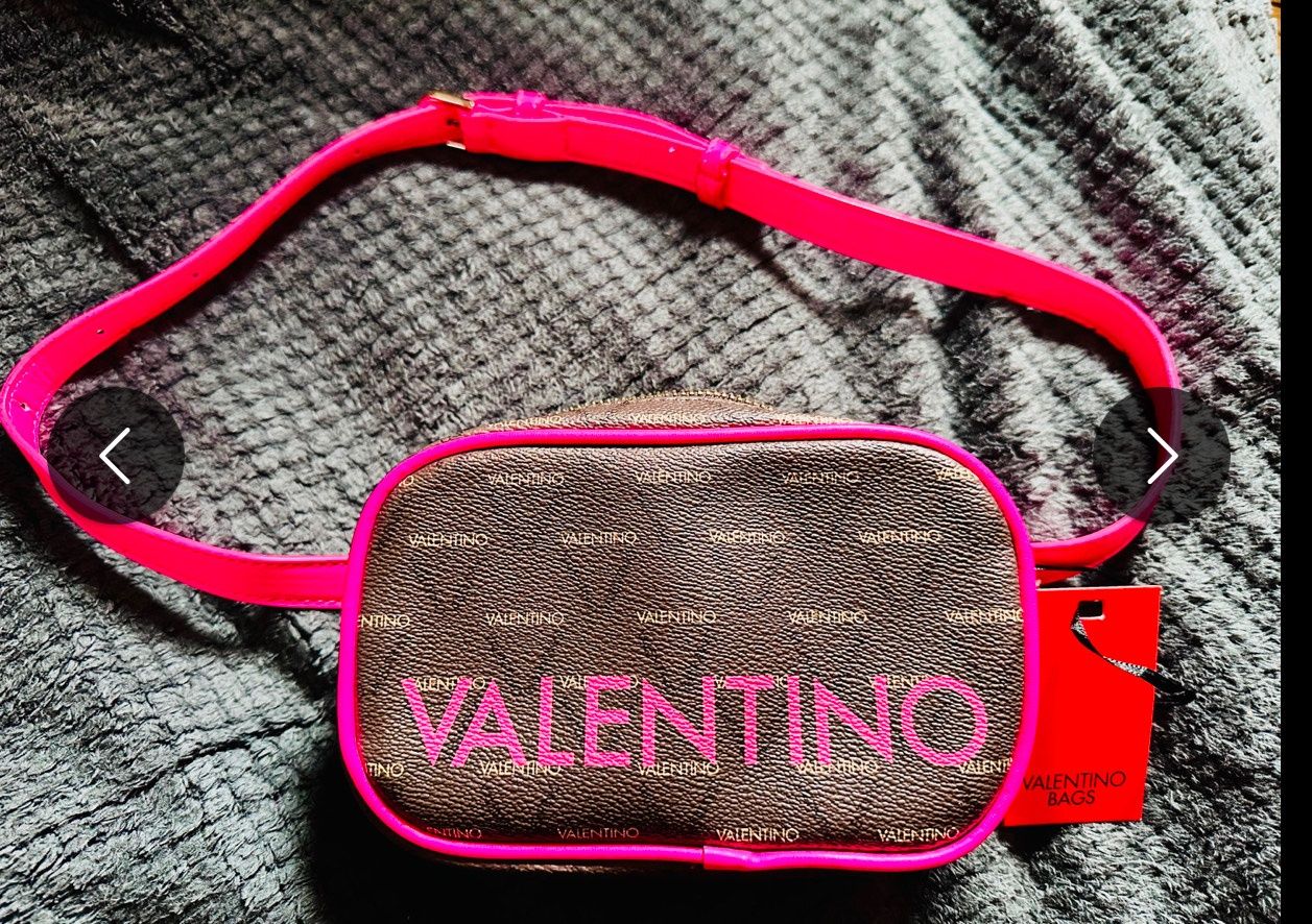 Valentino малка чантичка bum bag