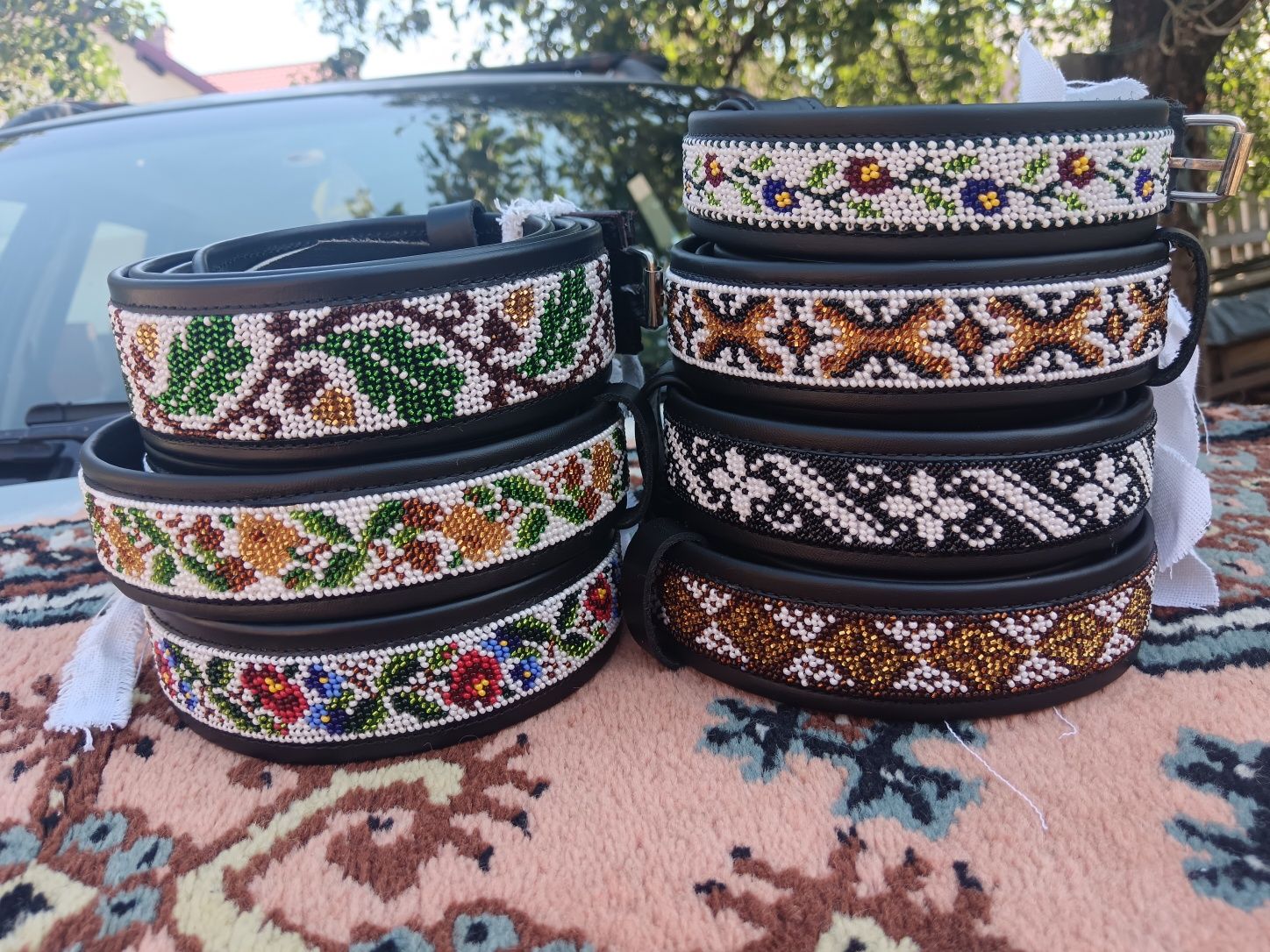 Curele din piele cu margele