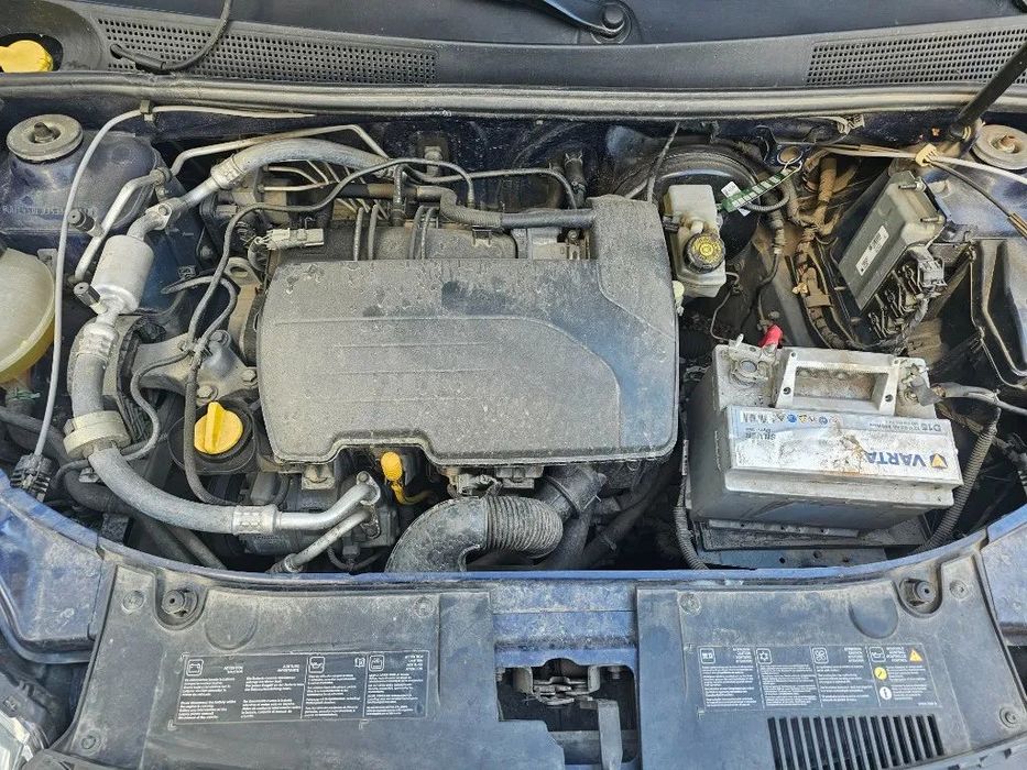 Dezmembram Dacia Logan 2 an 2016, 1.2 benzina D4F-F7 54KW 70.000 km.