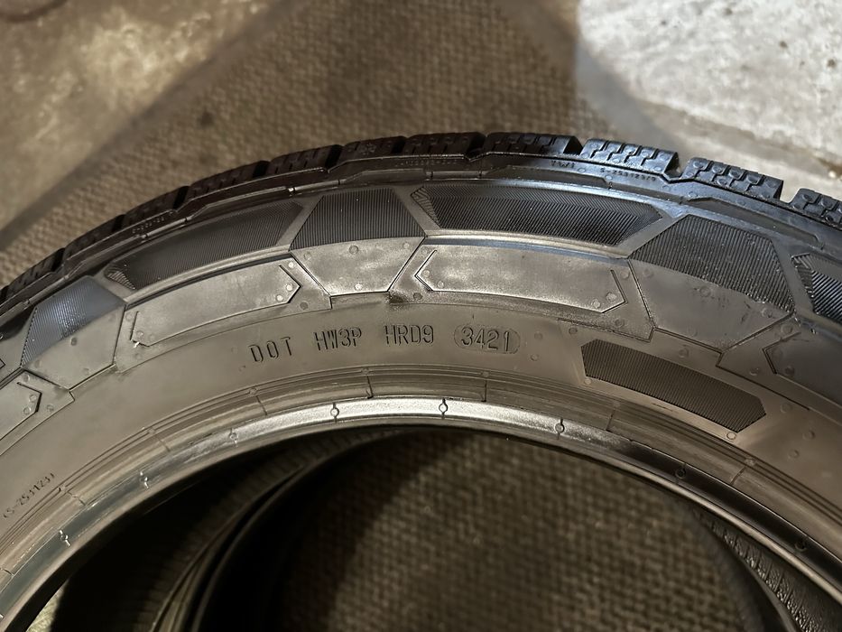 215/60 R17C 104/102H - Continental VanContact Winter M+S Oferta