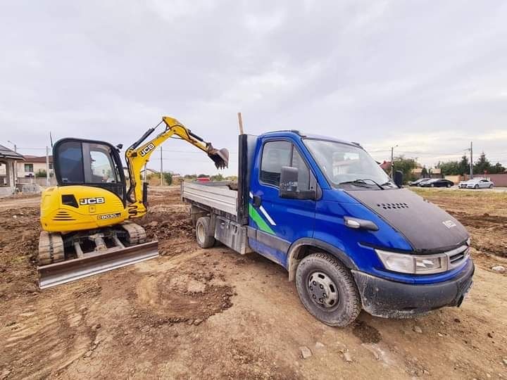 Evacuări moloz servicii de debarasări moluz , decopertări gresie