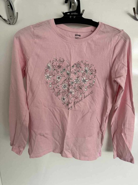 Три блузи за 20лв, Стич и Мини Маус 140