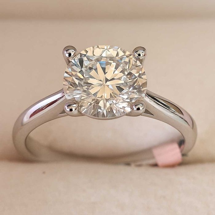 Inel cu diamant 2.00ct F-G / VS – Aur alb 14K – IGI Certificat