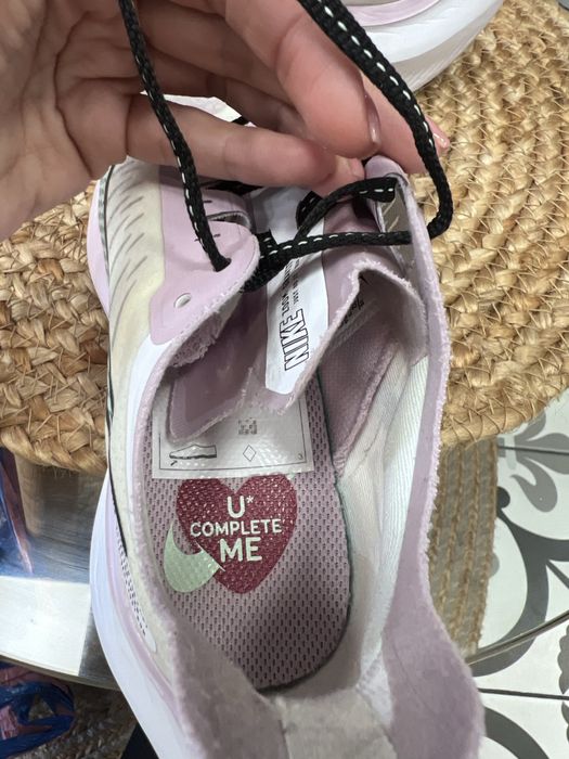 Маратонки NIKE zoom gravity, ном.38,НО отговарят на 37.