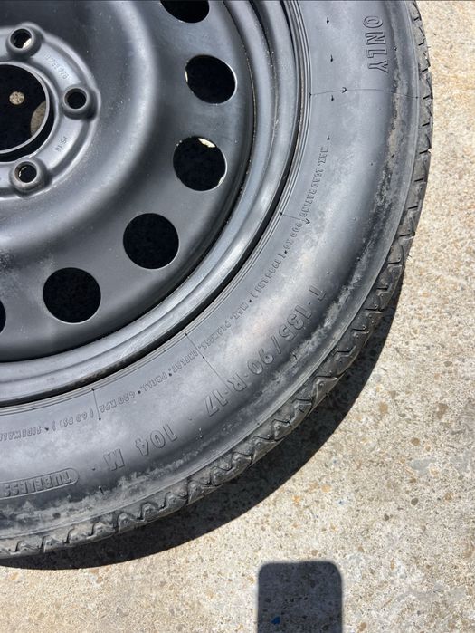 Резервна гума BMW X3 135/90/17