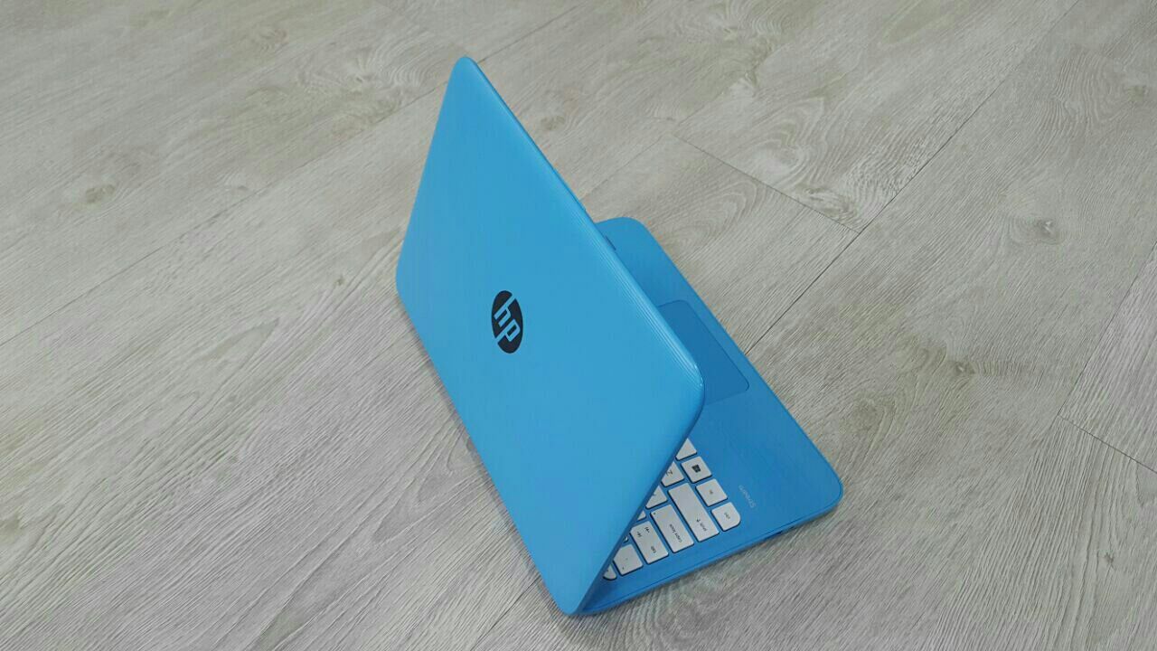 ORIGINAL { HP } Netbuk. Ultra SLIM. Exclusive.