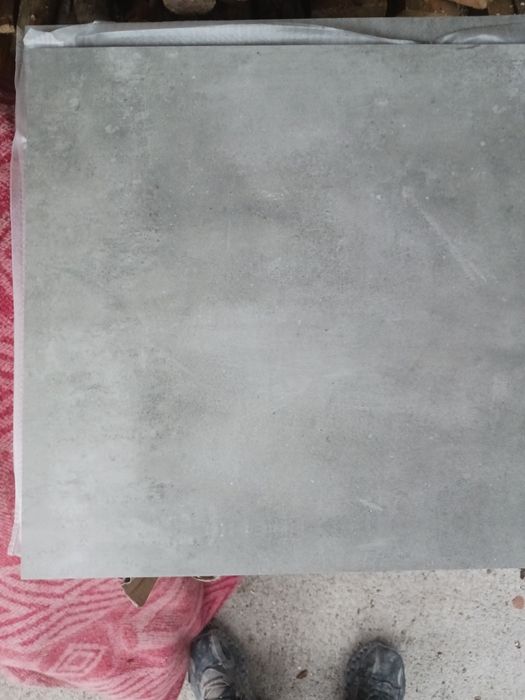 Продавам плочки 0.60х0.60 см