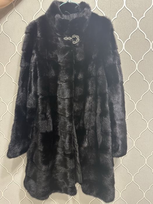 Продам шубу норковую.