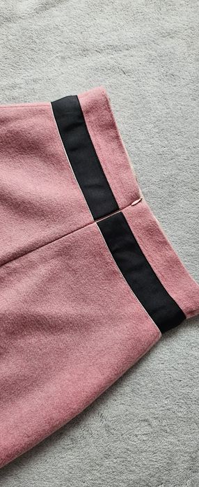 Вълнена поличка Avin