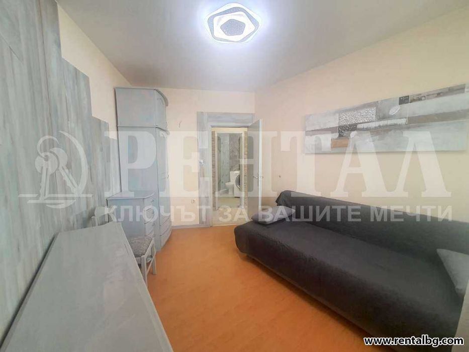 Тристаен нов апартамент срещу Тримонциум