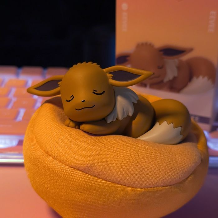 ОФИЦИАЛЬНЫЙ МЕРЧ! Pokemon. Оригинальная фигурка Иви