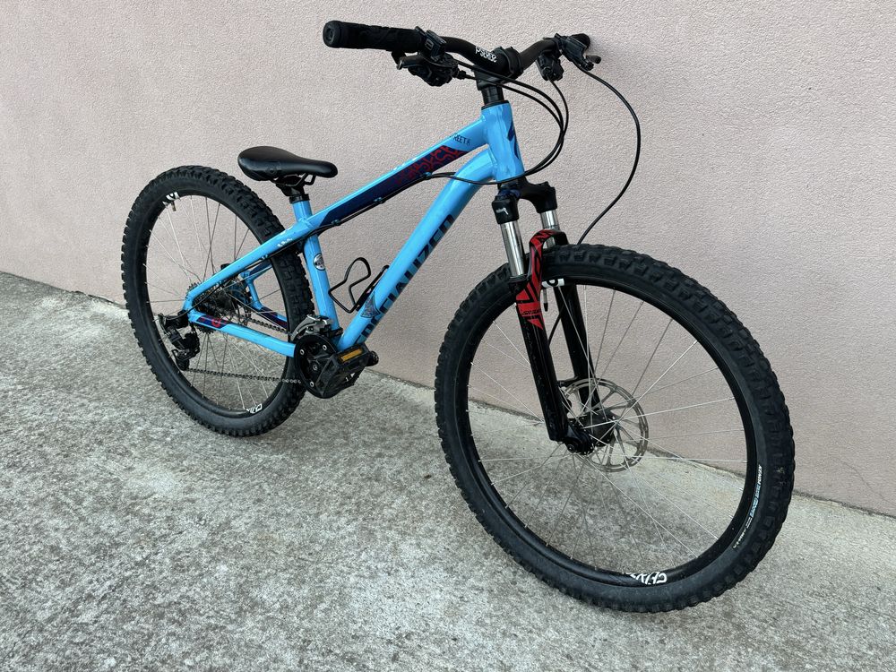 Spezialized pseries 26 dart jump