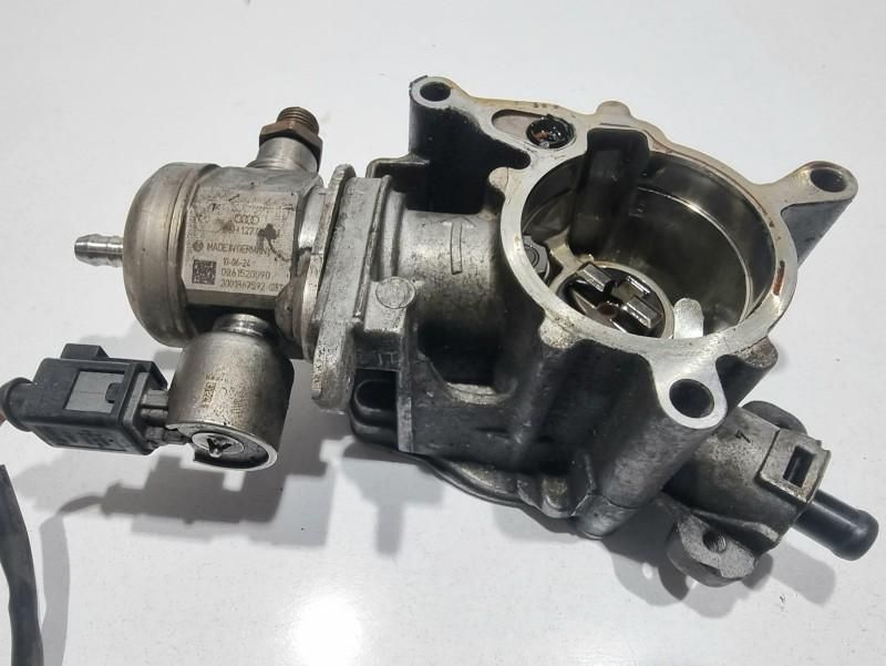 Pompa vacuum Volkswagen Passat CC (2008-2012) 1.8 benzina CDHB 06J145100B