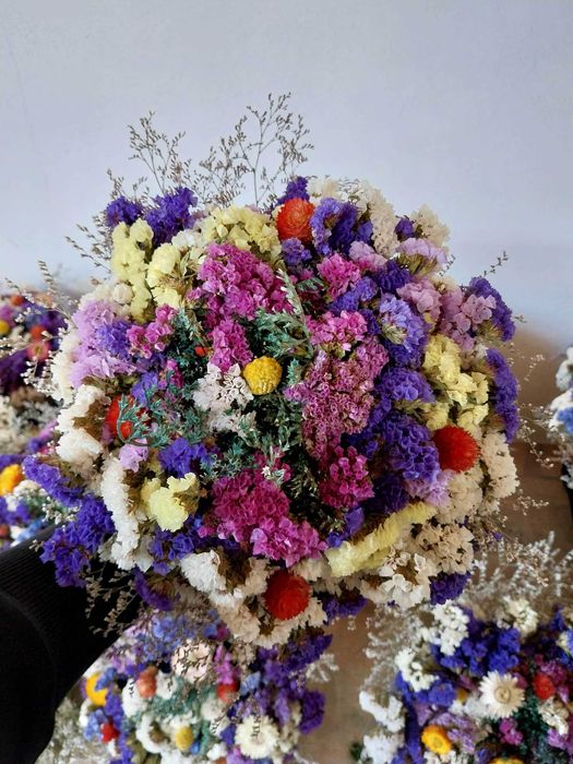 Flori uscate, buchete sau materie prima