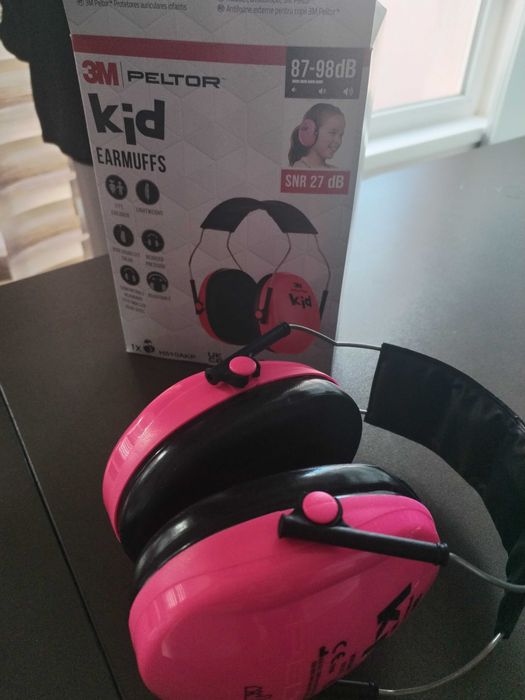 Детски антифони 3M PELTOR™, 27 dB, розови